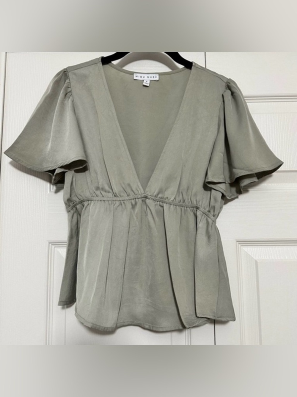 Miou Muse Cropped Peplum Blouse‎ Top in Sage Size Small VGUC